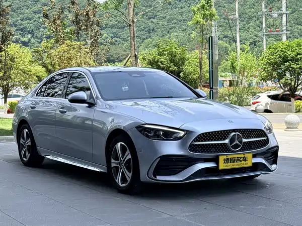 Mercedes-Benz C-Class 2022