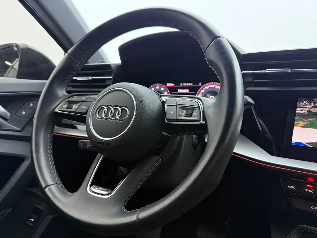 Audi A3 2023 — фото 15