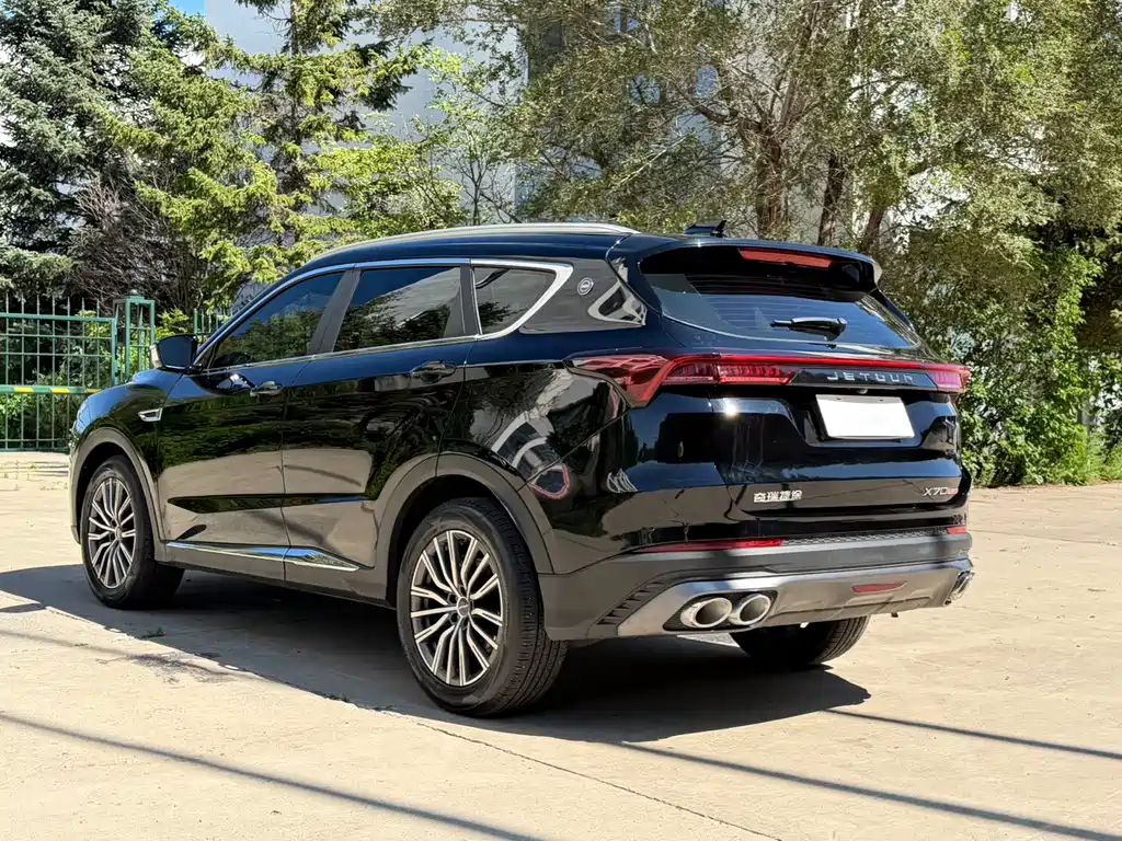 Jetour X70 PLUS 2023