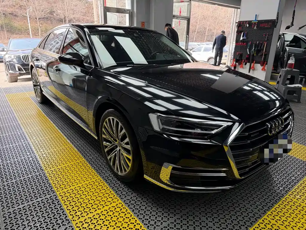 Audi A8 2019