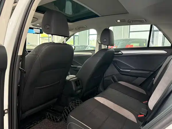 Volkswagen T-Roc 2020