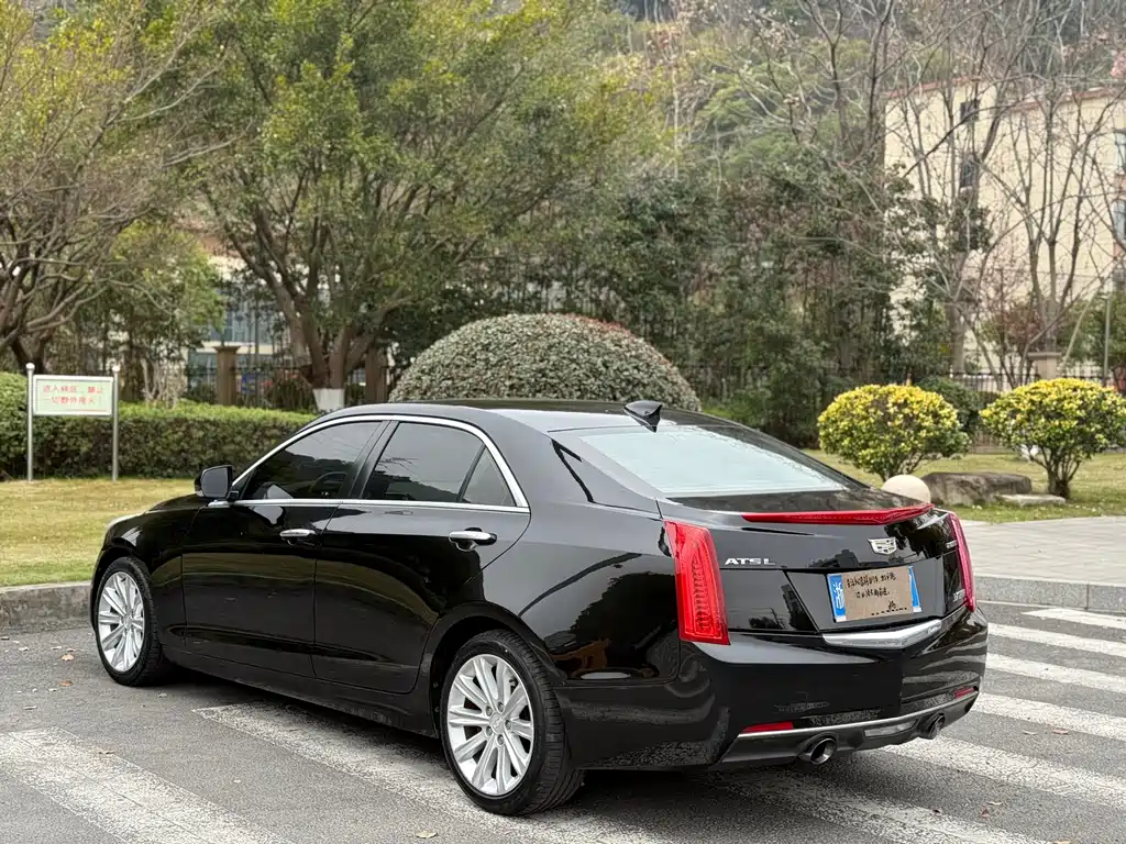 Cadillac ATS-L 2018 — фото 19