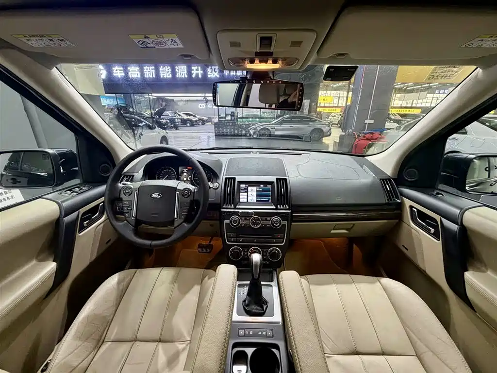 Land Rover Freelander 2 2013 — фото 8