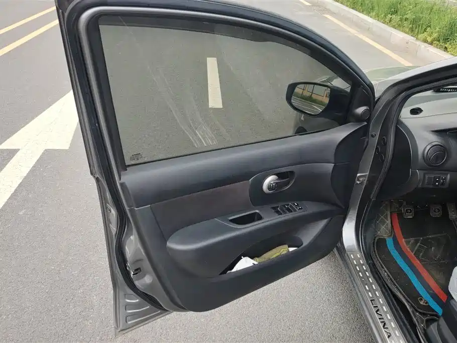 Nissan Livina 2018