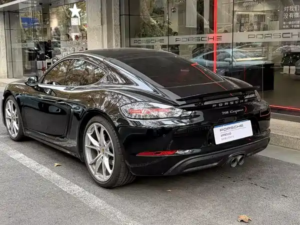 Porsche 718 2021