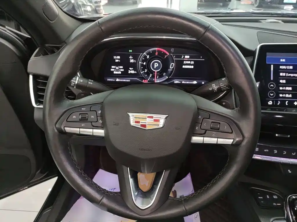 Cadillac CT5 2023 — фото 11