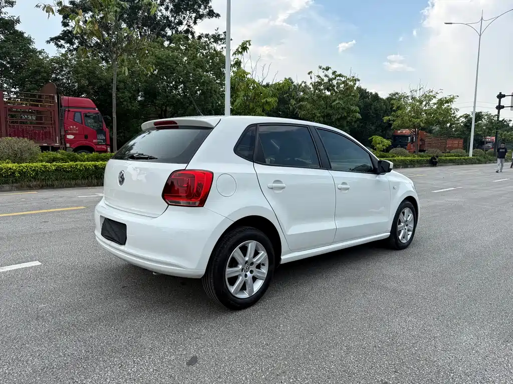 Volkswagen Polo 2013
