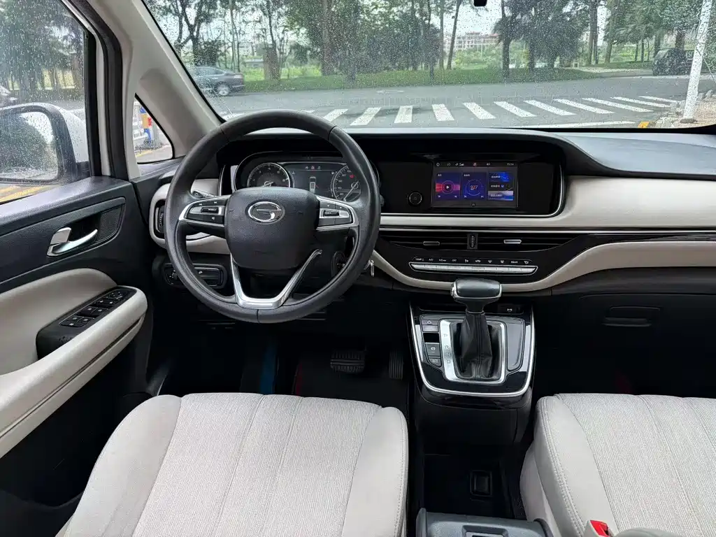 GAC Trumpchi M6 2021 — фото 7