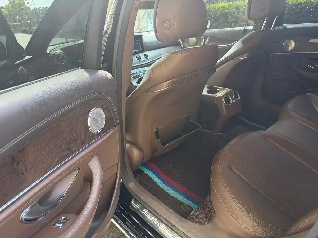 Mercedes-Benz E-Class 2019