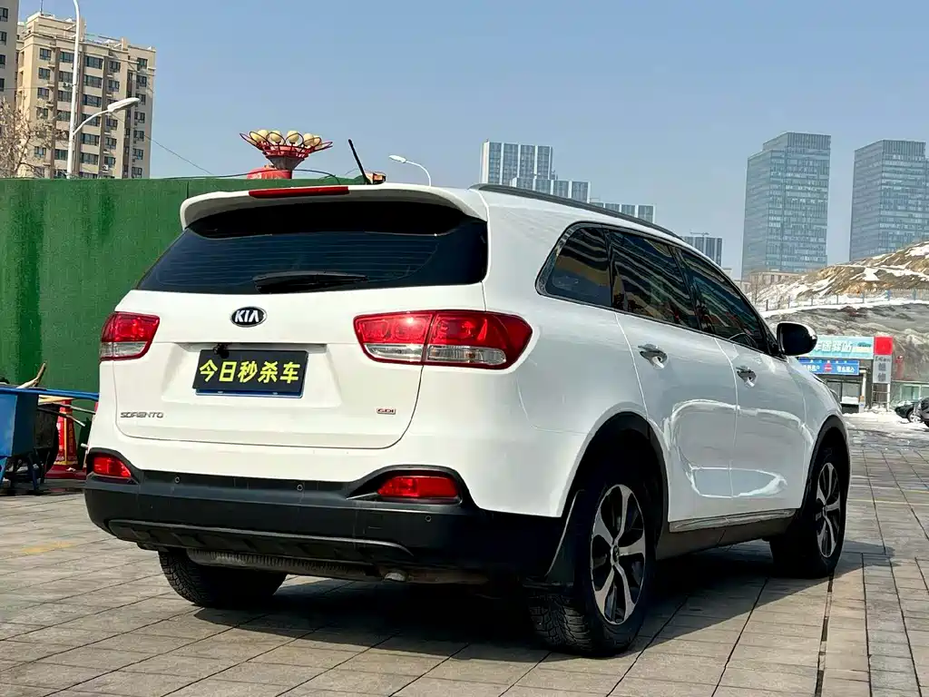Kia Sorento 2016 — фото 7