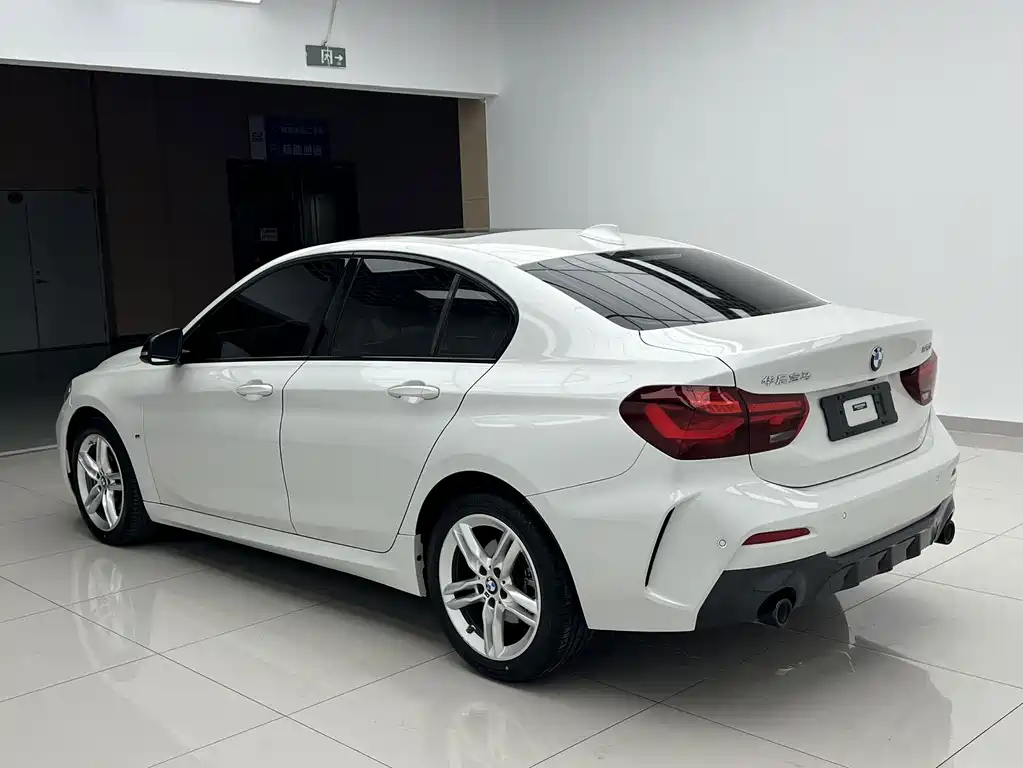 BMW 1 Series 2023