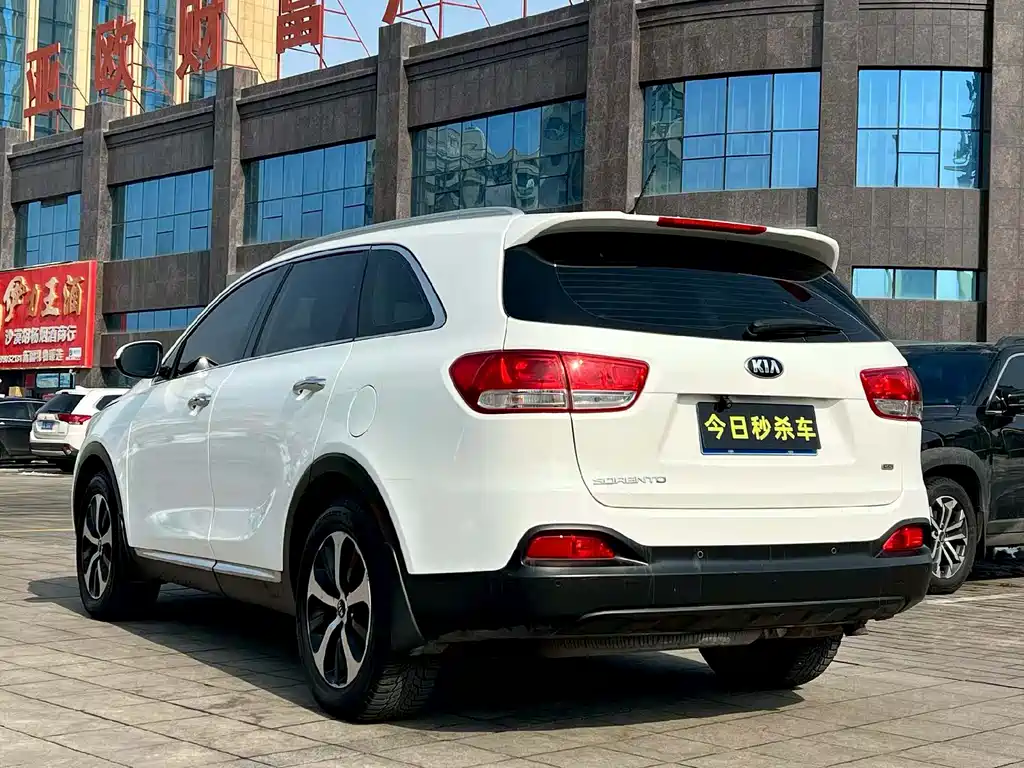 Kia Sorento 2016 — фото 9