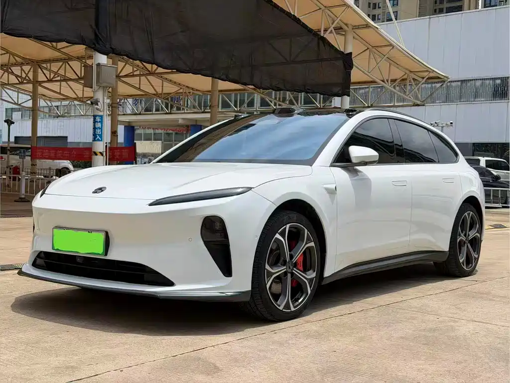 NIO ET5T 2024