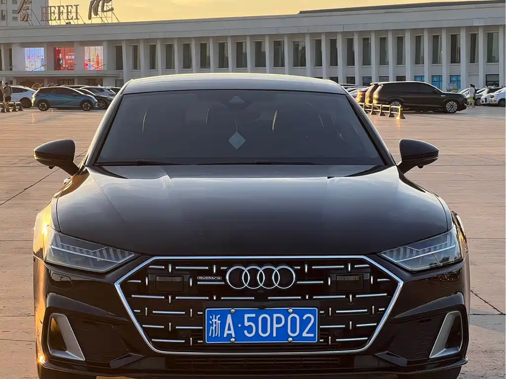Audi A7L 2023 — фото 2