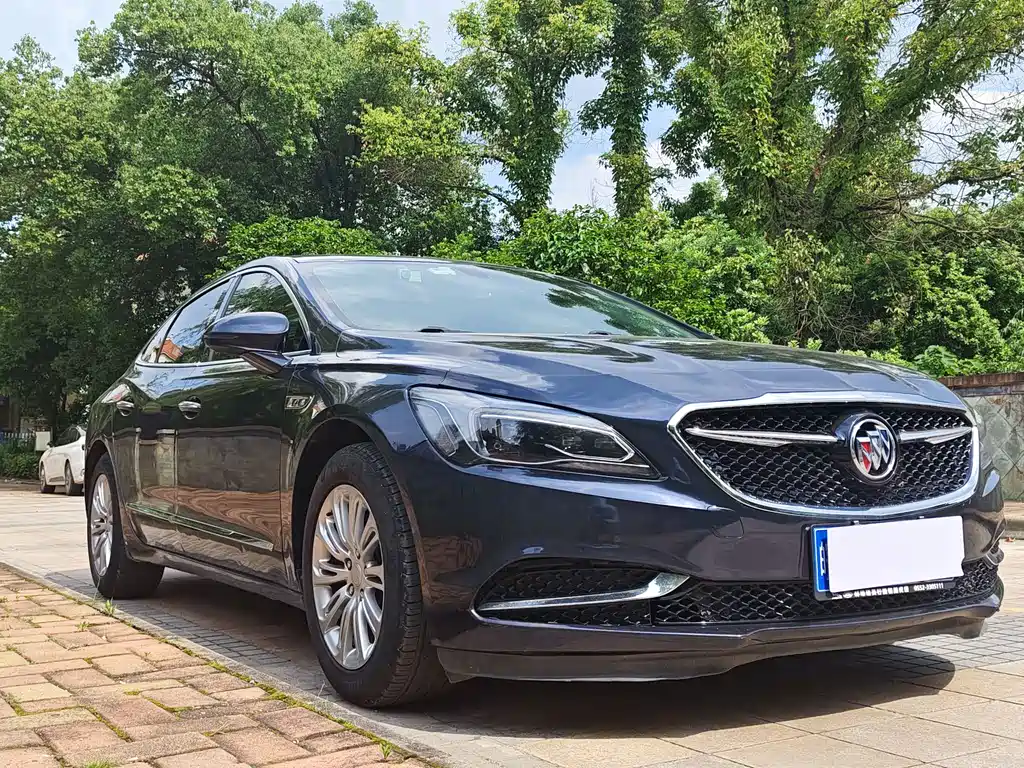 Buick LaCrosse 2018 — фото 3