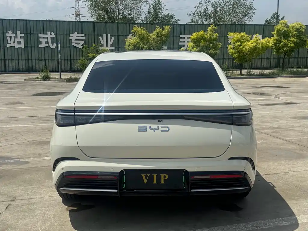 BYD Seal 2024 — фото 17
