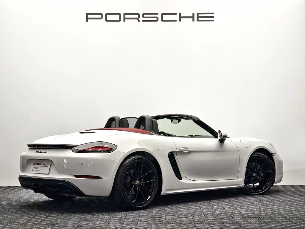 Porsche 718 2025 — фото 7