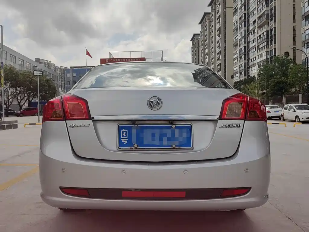 Buick Excelle 2016 — фото 13