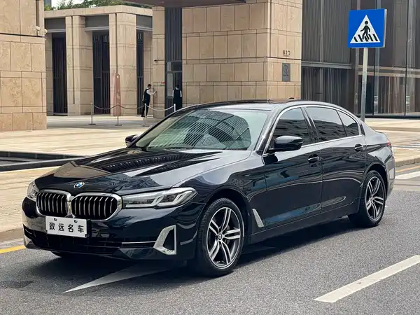 BMW 5 Series 2022