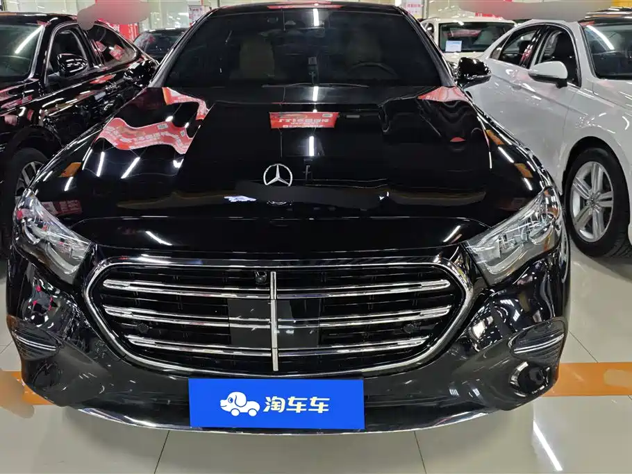 Mercedes-Benz E-Class 2024