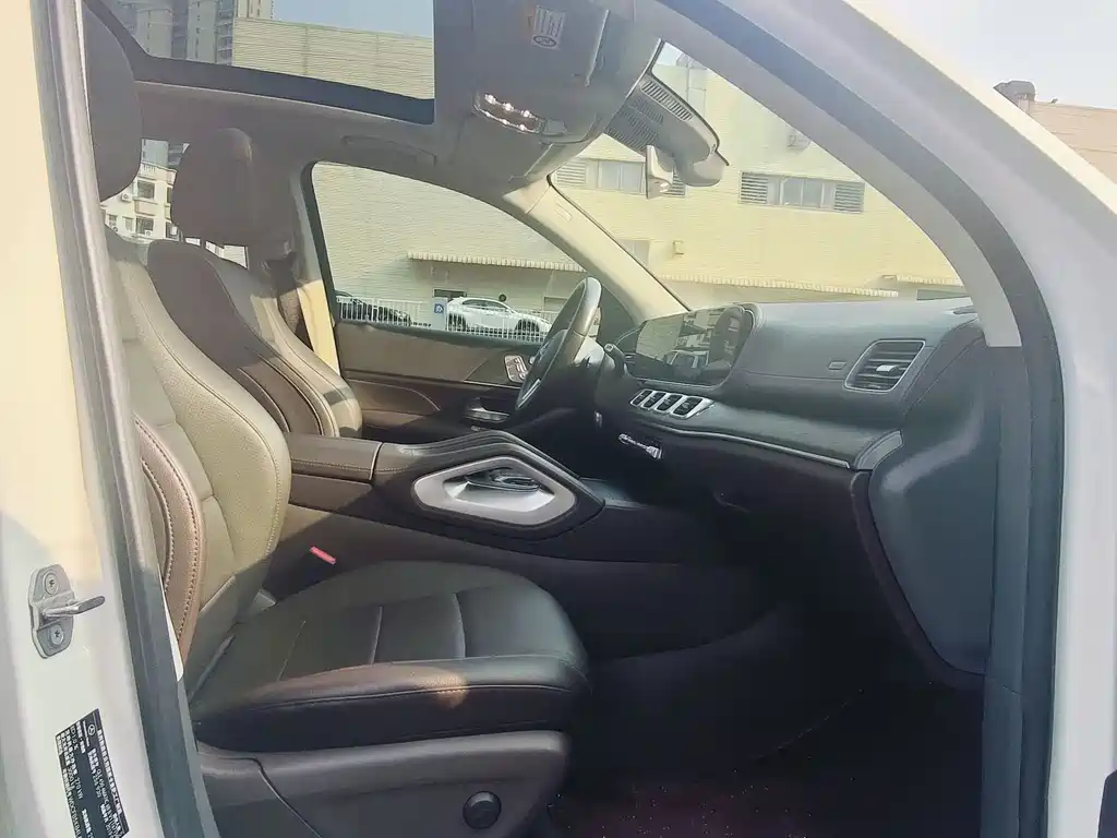 Mercedes-Benz GLE 2020 — фото 18