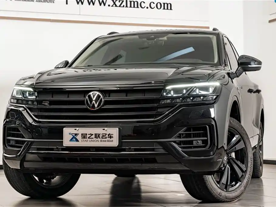 Volkswagen Touareg 2023 — фото 3