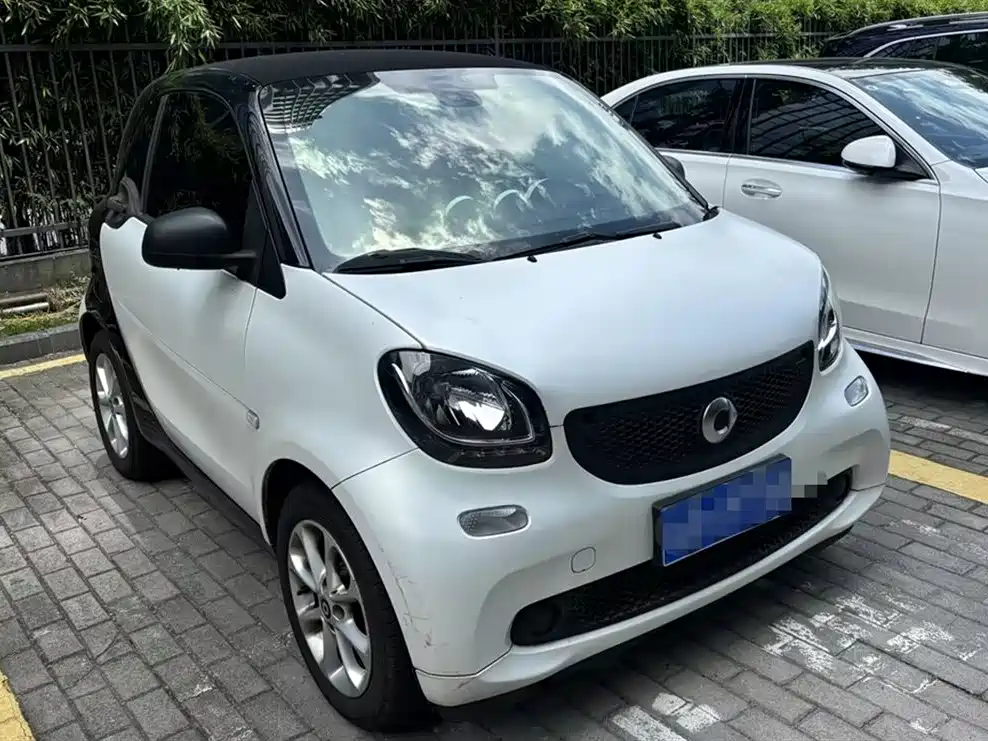 smart Fortwo 2017 — фото 8