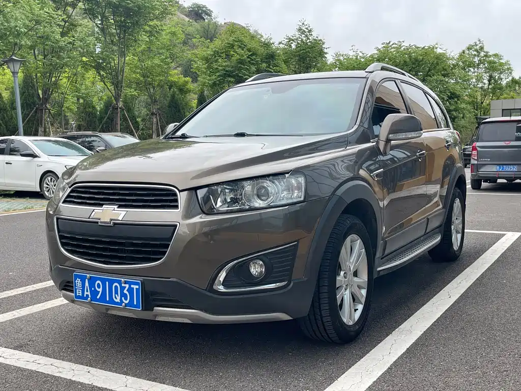 Chevrolet Captiva 2016 — фото 1