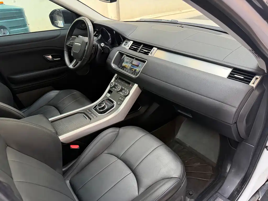 Land Rover Range Rover Evoque 2018 — фото 9
