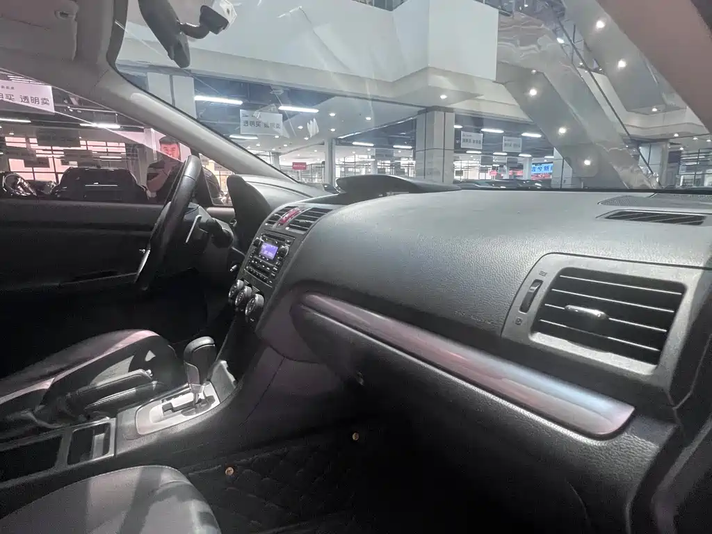 Subaru XV 2013 — фото 15