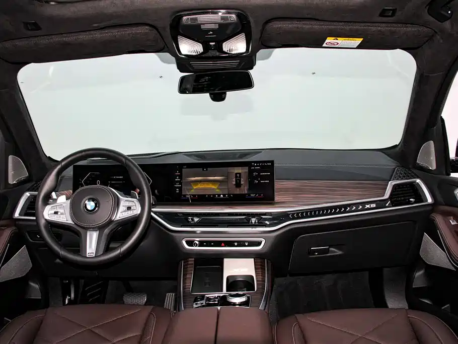 BMW X5 2025 — фото 15