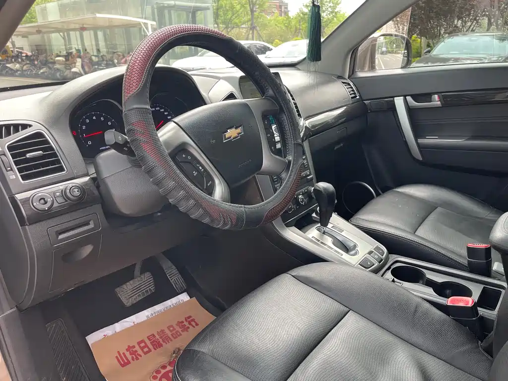 Chevrolet Captiva 2016 — фото 13