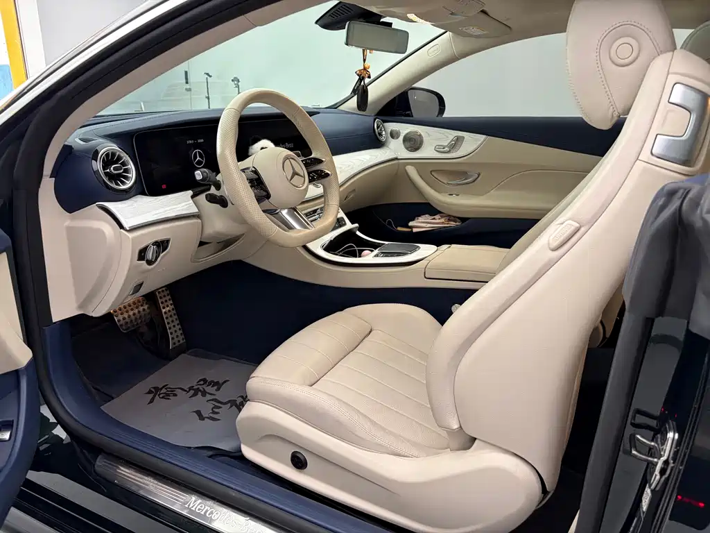Mercedes-Benz E-Class 2023