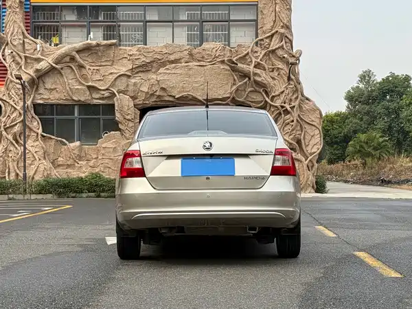 Skoda Rapid 2014