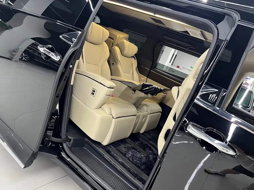 Toyota Vellfire 2024 — фото 13