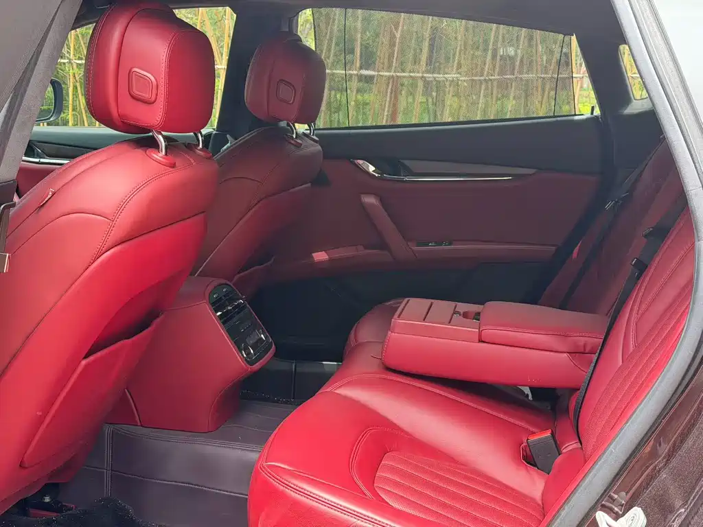 Maserati Quattroporte 2014