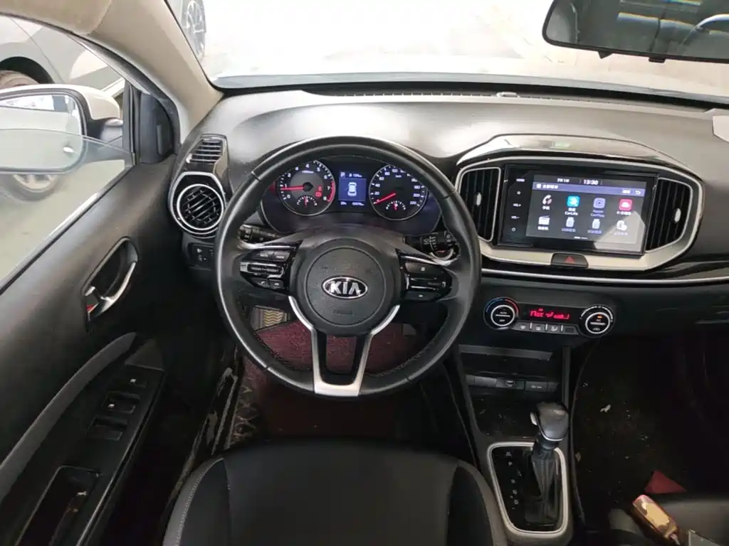 Kia KX1 2019 — фото 17