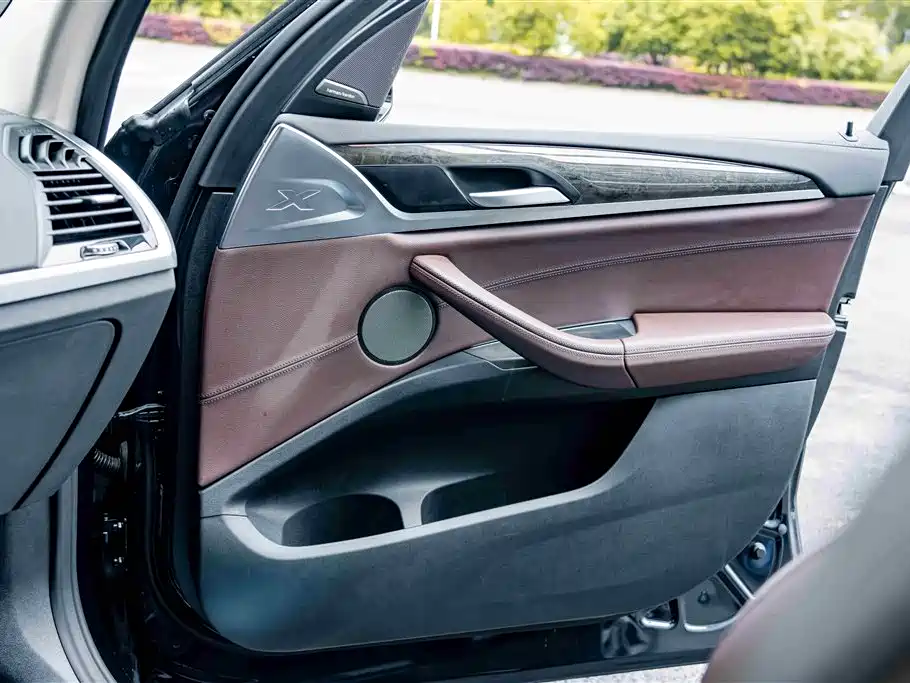 BMW X3 2020 — фото 16