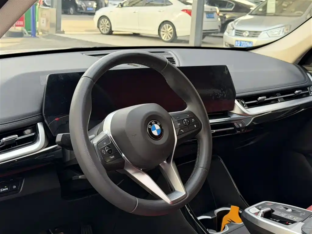 BMW X1 2024 — фото 16