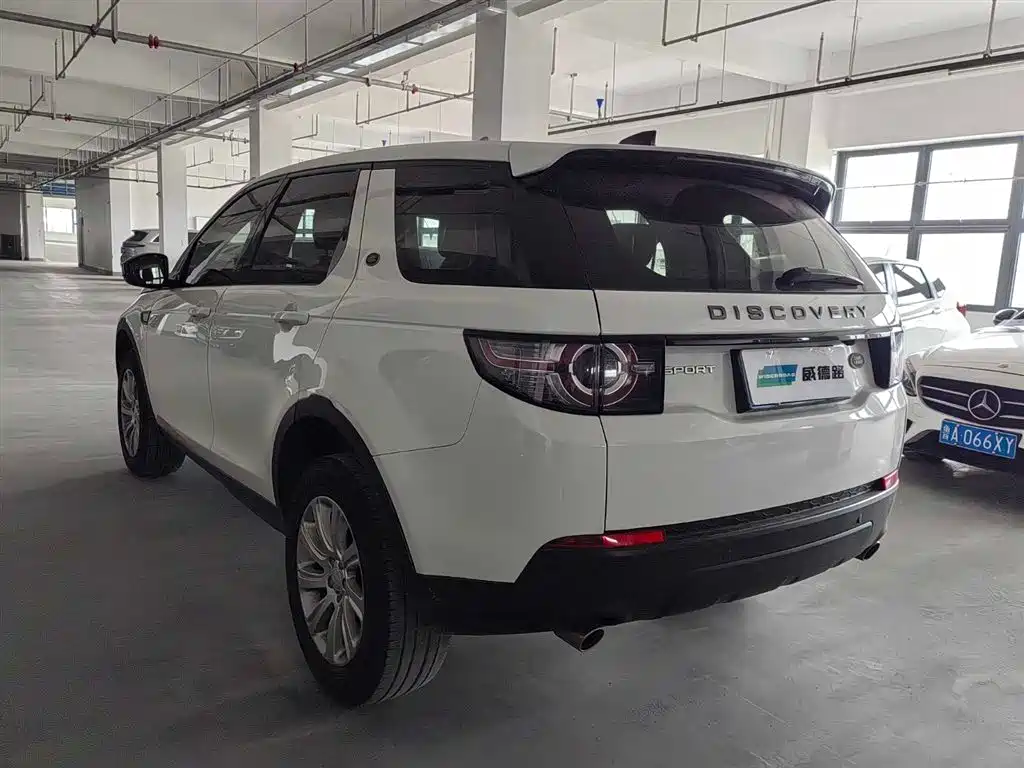Land Rover Discovery Sport 2019 — фото 4