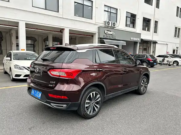 GAC Trumpchi GS4 2017