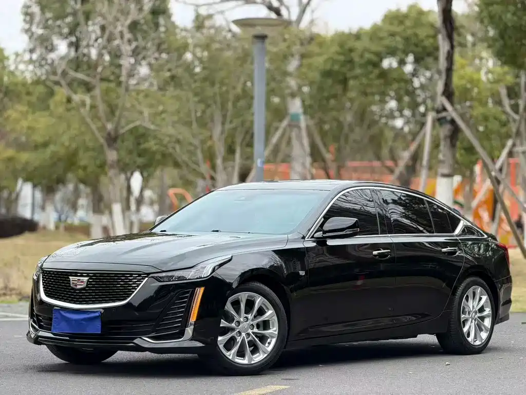 Cadillac CT5 2023 — фото 1