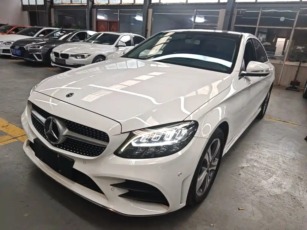 Mercedes-Benz C-Class 2020