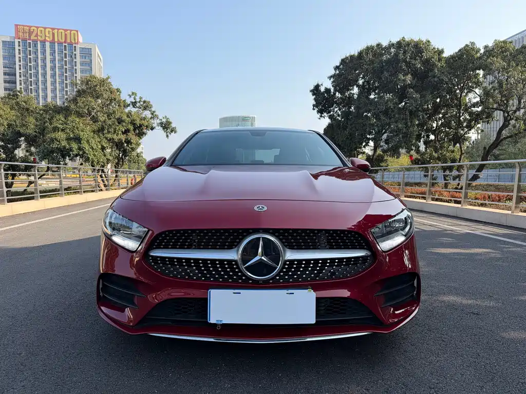 Mercedes-Benz A-Class 2021 — фото 2