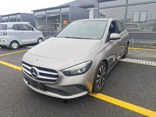 Mercedes-Benz B-Class 2021