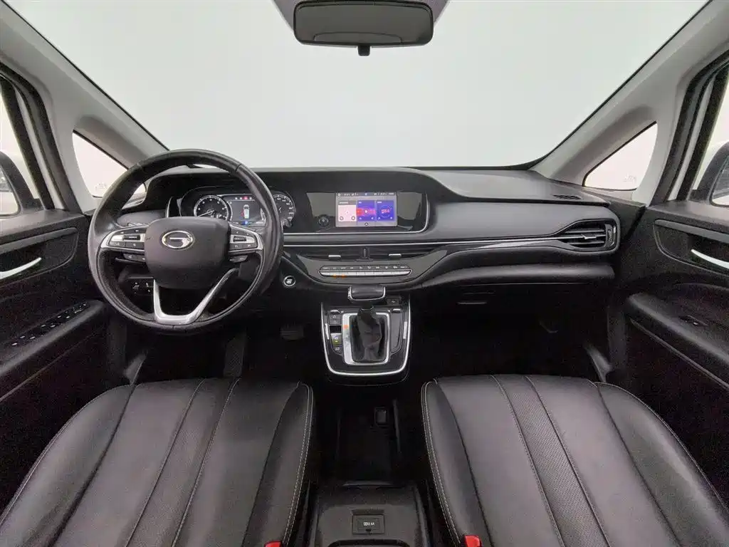 GAC Motor Trumpchi M6 2021 — фото 5