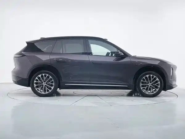 NIO ES6 2025