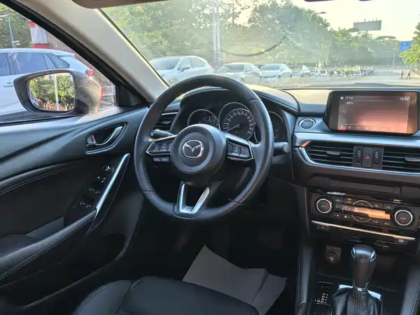 Mazda Atenza 2018