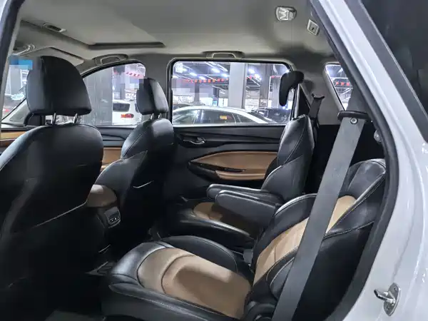 Wuling Hongguang S3 2019