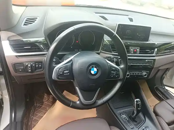 BMW X1 2020